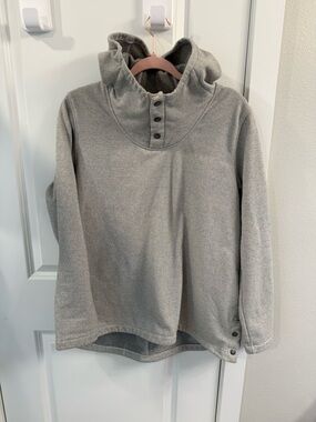 Women’s XL North Face Light Gray Knit Hoodie